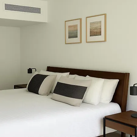 Modern 1 Bedroom Flat In Lisboa