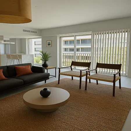 Modern 1 Bedroom Flat In