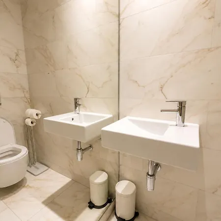 公寓 Modern 1 Bedroom Flat In